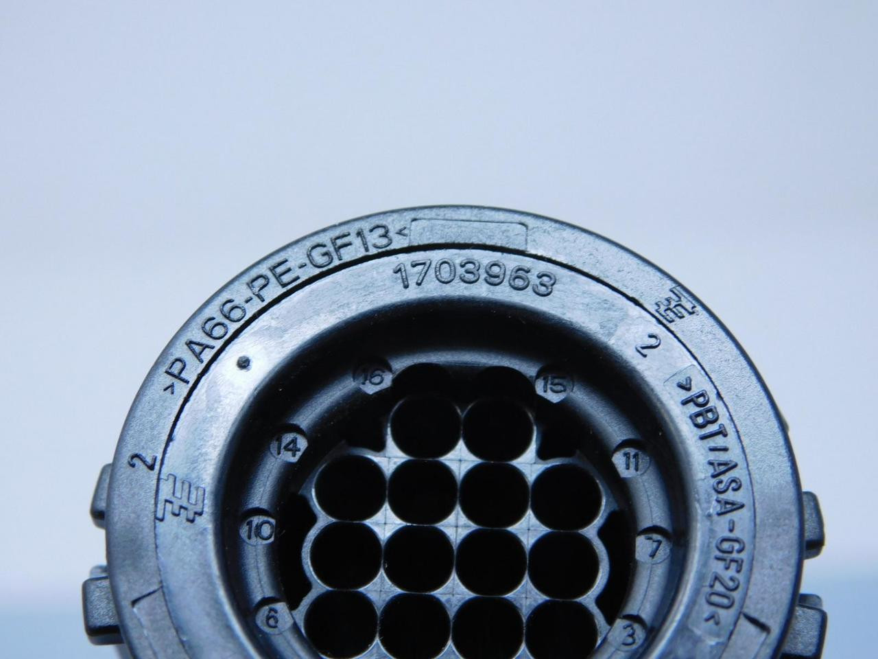Pa66 gf13 разъем